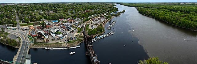 Prescott, Pierce County (WI) skyline